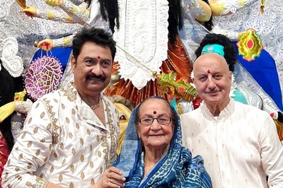In Pics: Anupam Kher And Mother Dulari Seek Blessings At Kumar Sanu’s Durga Puja Pandal