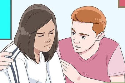 How to Calm and Comfort a Girl