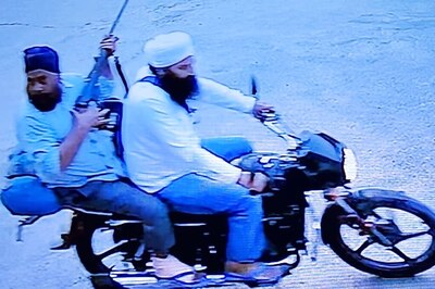Uttarakhand Dist Tense as Bike-Borne Men Kill Nanakmatta Gurdwara Chief | On Cam