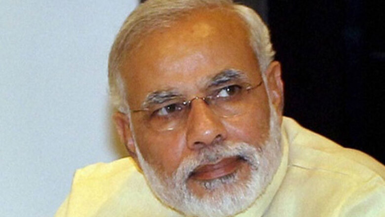 Widows of Varanasi preparing 'rakhis' for 'brother' Modi