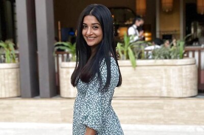 Meera Jasmine All Set For Her Big Screen Comeback, Exudes Elegance in Latest Pics