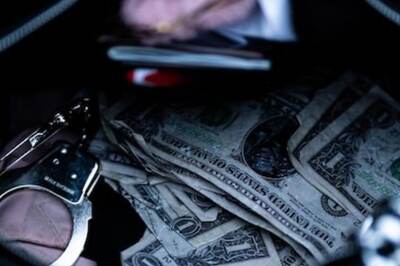 Chinese Teen Wins Hearts After Returning Lost Bag With Rs 18.45 Lakh Cash