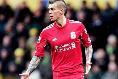 Agger signs new long-term deal at Liverpool