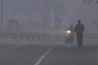 Delhi Set to Ring in New Year in Chilly Weather; Cold Wave Likely in Northwest India Till Jan 3