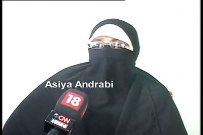 Kashmiri separatist leader Asiya Andrabi tries to break out of house arrest, detained by police