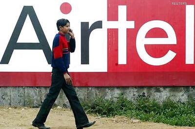 Bharti Airtel net income dips, revenues rise