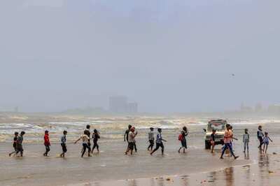 Mumbai: Five Boys Drown in Sea Near Juhu Beach, Search Ops Underway