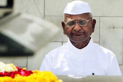 Anna Hazare breaks silence, says no rift in team
