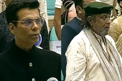 Karan Johar, Rishab Shetty, Mithun Chakraborty Sing National Anthem at National Film Awards 2024 | Pics