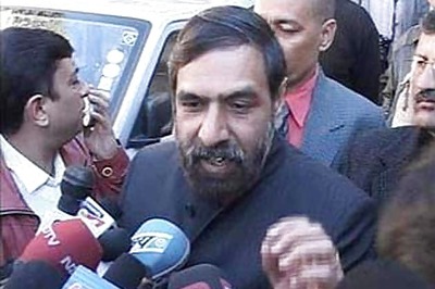 Govt to seek Bihar's support on FDI in retail