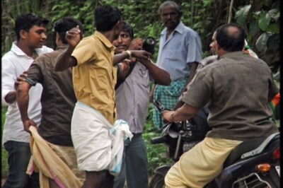 Deccan Chronicle chief photographer attacked by United Democratic Front supporters