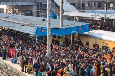 Special Ayodhya-Bound Train Carrying Over 1300 Devotees Pelted With Stones In Maharashtra