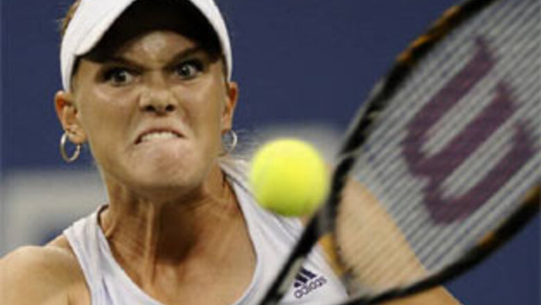 Oudin's run ends at US Open, Djokovic advances