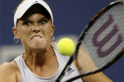 Oudin's run ends at US Open, Djokovic advances