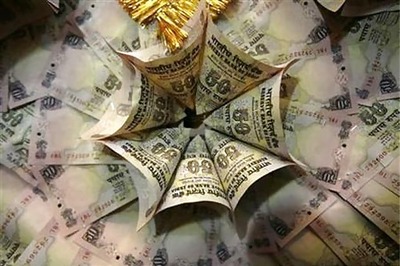 Rupee extends fall; ECB rate cut may weigh