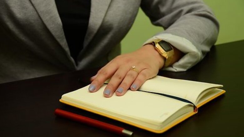 How to Write Descriptions in Fiction