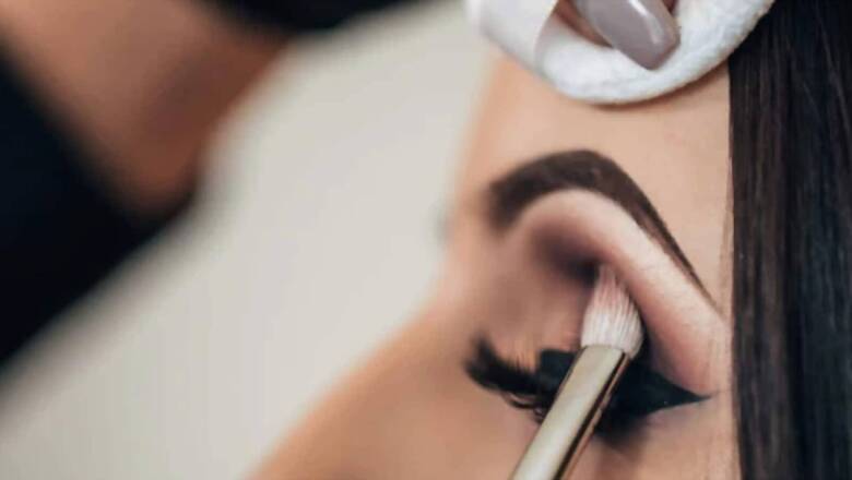 Googling Best MUA to Glam Up This Wedding Season? Here Are 5 DIY Makeup Looks That's Easy on Pocket