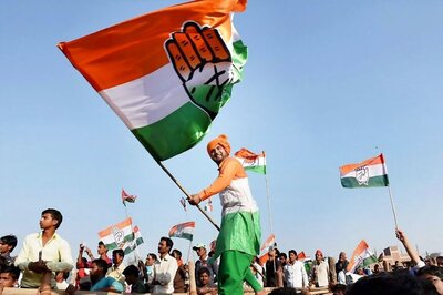 Congress Woos Patidars, Agrees to Most Demands Except Reservations
