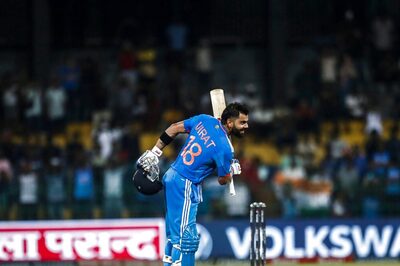Watch: Virat Kohli's Iconic Entry Ahead of Taking Guard Against Pakistan in Asia Cup 2023