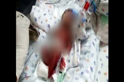 Delhi Hospital Returns 'Dead Twins' in Plastic Bags to Parents, One Found Alive