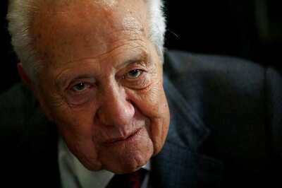 Portugal's Democracy Founder Mario Soares Dies Aged 92