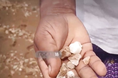 Diamond Hunting Begins In Karnataka’s Kurnool District Ahead Of Monsoon