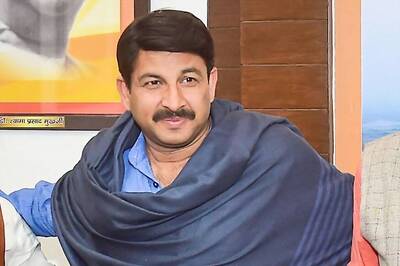 Delhi BJP Chief Manoj Tiwari Asks Partymen to Work for Peace, Refrain from Acts that Send 'Wrong Message'