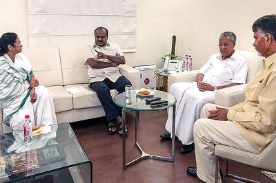 Four Powerful CMs Came to Delhi and Threw Their Weight Behind Arvind Kejriwal. Here's What They Said