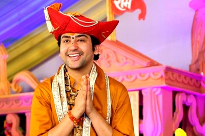 Bageshwar Dham's Dhirendra Shastri Sparks 'Hindu Rashtra' Row in Bihar, Gets Flak from JD(U) And RJD