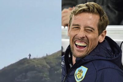 'Please Respect Our Privacy': Peter Crouch Hilariously Claims It's Him in Alleged Clip of Aliens in Brazil