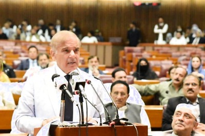 Pak Parliament Passes Resolution Rejecting Top Court Order for Polls in KPK And Punjab Provinces