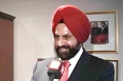 US hotelier Chatwal sentenced to 3 years probation for violating poll laws