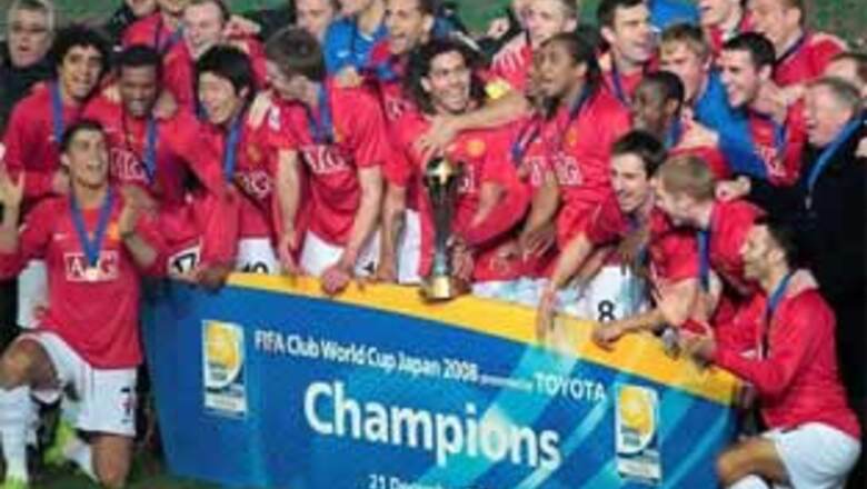Manchester United on top of the EPL table