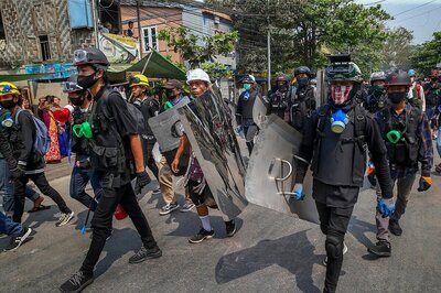 Myanmar Jails Local Journalist for Incitement, to Free Japanese Reporter as Gesture to Tokyo