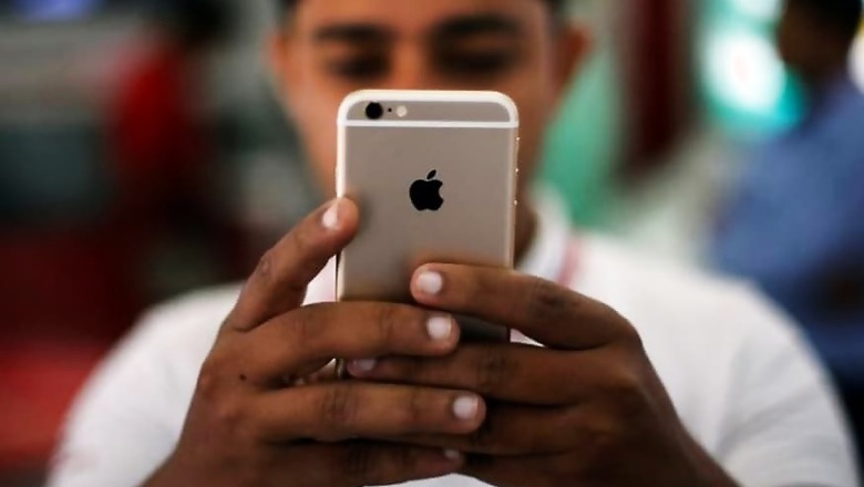 Mobile Internet Usage Up 29% Over Previous Quarter