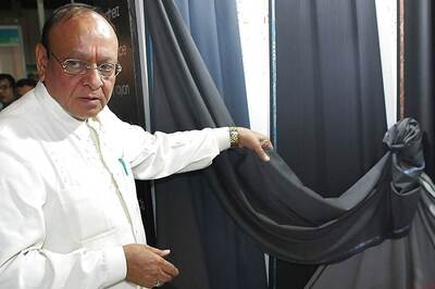 Congress Top Brass Discuss Impact of Vaghela Exit