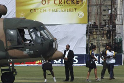 Pak arrests suspected Sri Lankan cricket team attacker