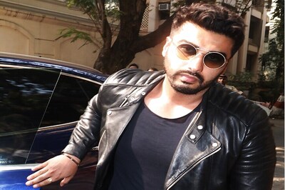 Arjun Kapoor Reaches Anil Kapoor's House From Airport; See Pictures