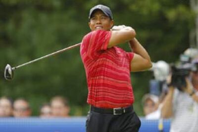 Woods refuses to talk, withdraws from tournament