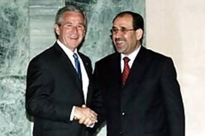 Bush makes surprise visit to Baghdad