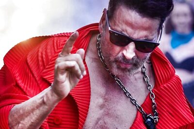 Akshay Kumar Has to Pretend to Be Sad While Travelling With His Female Co-Stars, Here's Why