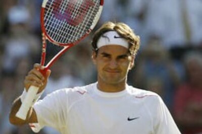 Fedex wins, Hingis survives a scare