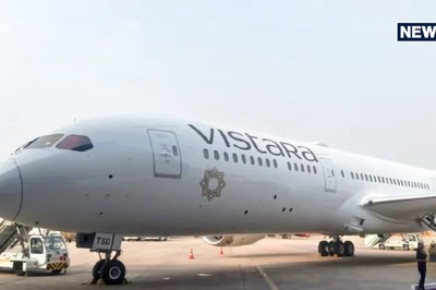Vistara Struggles With Uniform Shortage for Cabin Crew Due to 'Unforeseen' Supply Chain Issues