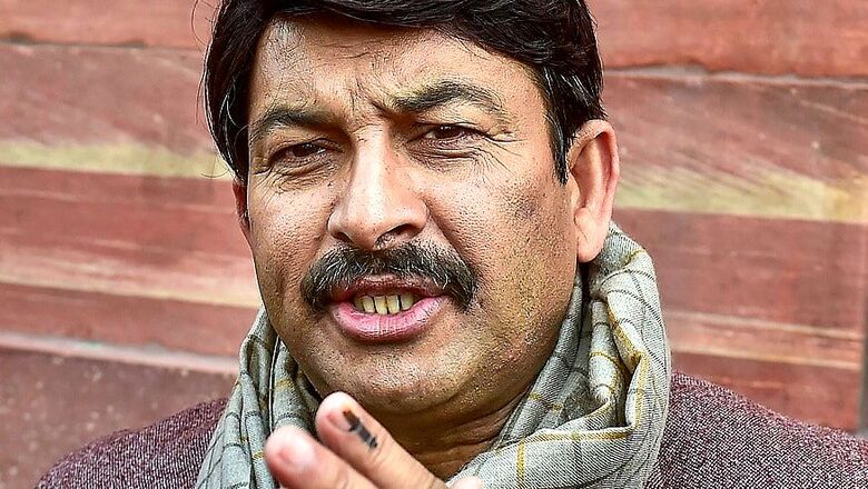 Sanitation Workers of BJP-ruled MCDs Excluded from Delhi Govt's Covid-19 Ex-gratia Scheme: Manoj Tiwari