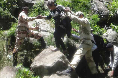 More helicopters needed to evacuate flood-hit people: Army