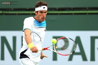 Leonardo Mayer upsets David Ferrer in Hamburg for 1st title