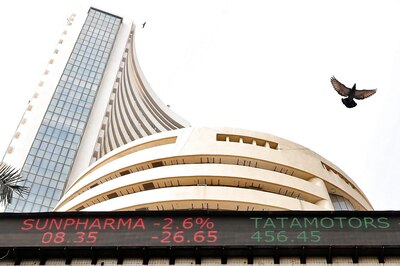Sensex Jumps 446 pts At Close, Nifty Above 17,100; HUL Sheds 2%