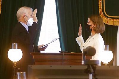 Vermont's Peter Hall, US Court Of Appeals Judge, Dies At 72