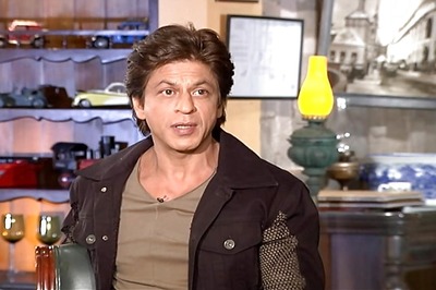 Shah Rukh Khan Backs Rajinikanth's Decision To Join Politics