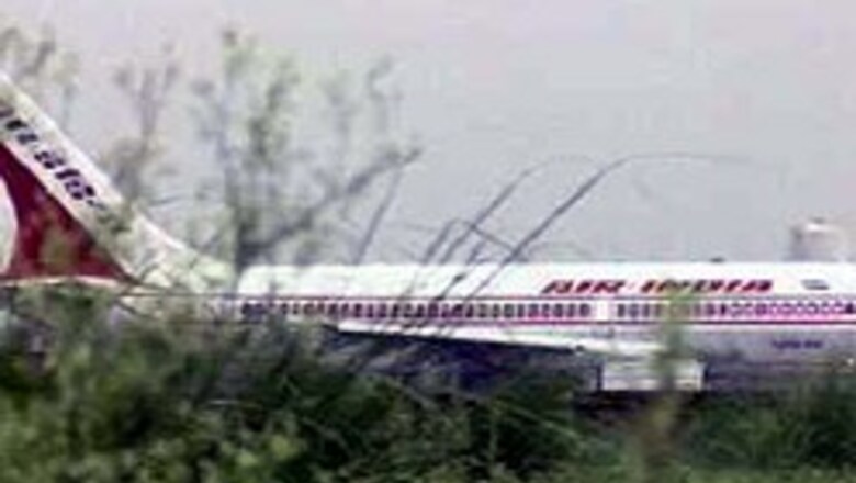 'Bad nose job' stalls Indian flight